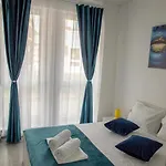 Cosmic 2br Nord10 By Alezzi -free Parking Apartament