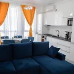 Cosmic 2br Nord10 By Alezzi -free Parking Apartament