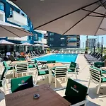 Cosmic 2br Nord10 By Alezzi -free Parking *
