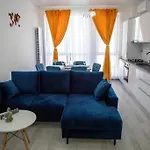 Cosmic 2br Nord10 By Alezzi -free Parking * Năvodari