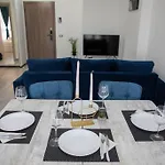 Cosmic 2br Nord10 By Alezzi -free Parking * Năvodari