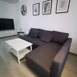 Cosmic 2br Nord10 By Alezzi -free Parking Apartament