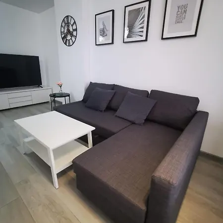Cosmic 2br Nord10 By Alezzi -free Parking Апартаменты