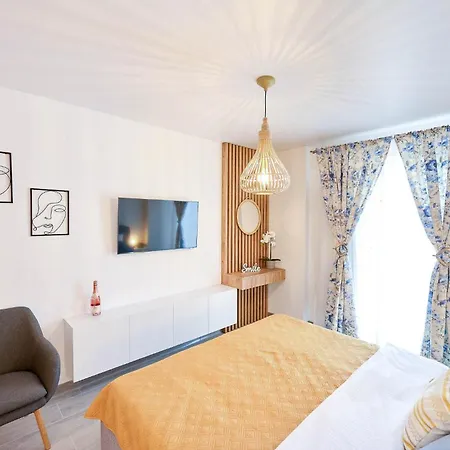 Apartamento Cosmic Nord10 By Alezzi