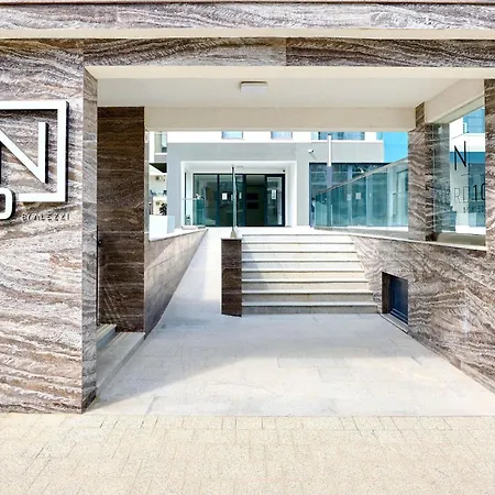 Apartament Cosmic 2br Nord10 By Alezzi -free Parking Năvodari